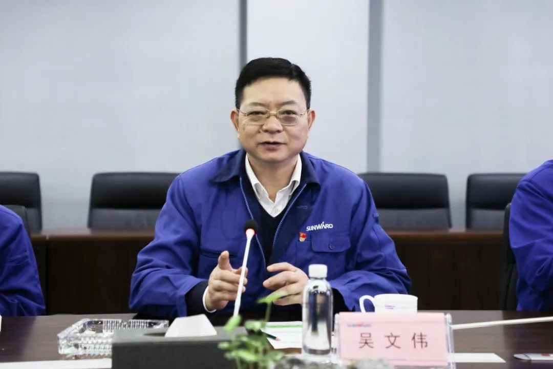 以党建促业务，以业务强党建——青岛西海岸公用事业集团考察KAIYUN·开云「中国」官方网站智能