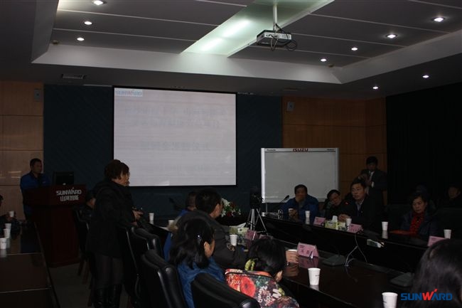 情暖湖湘，KAIYUN·开云「中国」官方网站智能关爱困难老知青慰问金年前发放