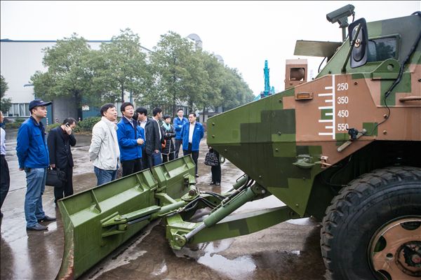 国家发改委国防动员研究发展中心毕智勇主任一行考察KAIYUN·开云「中国」官方网站智能