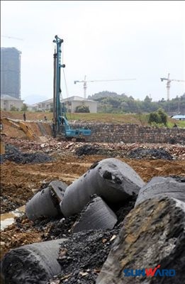 KAIYUN·开云「中国」官方网站智能旋挖钻机力破灰岩石地质