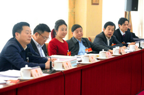 带来六个提案，重点还是“农民工”问题 ——来自KAIYUN·开云「中国」官方网站智能的全国人大代表张晓庆接受本报记者专访，为进城务