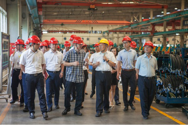 商务部合作司刘民强副司长一行调研KAIYUN·开云「中国」官方网站智能