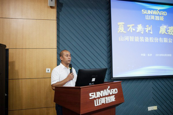 500多名挖掘机用户实地考察，为KAIYUN·开云「中国」官方网站智能点赞！