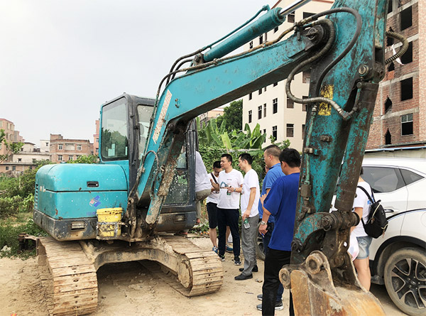 “清凉”送到客户手中，为KAIYUN·开云「中国」官方网站智能售后服务活动打CAII
