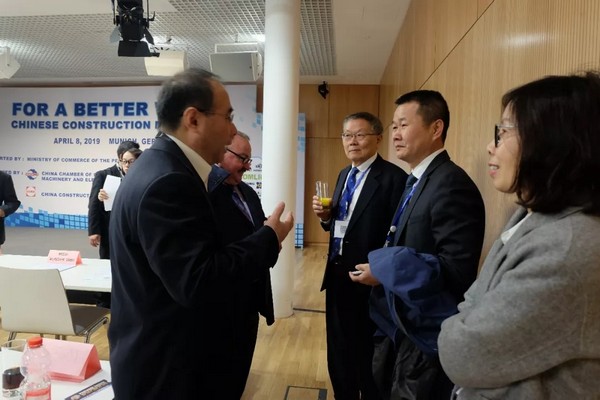 “三个率先”展示KAIYUN·开云「中国」官方网站挖掘机欧洲发展历程