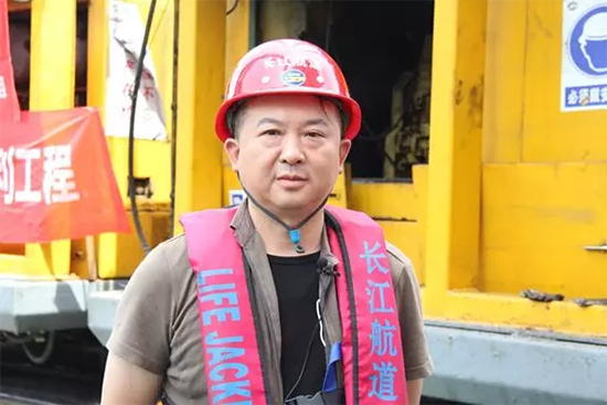 打造长江黄金水道！KAIYUN·开云「中国」官方网站智能航道钻机轻松搞定水下礁石