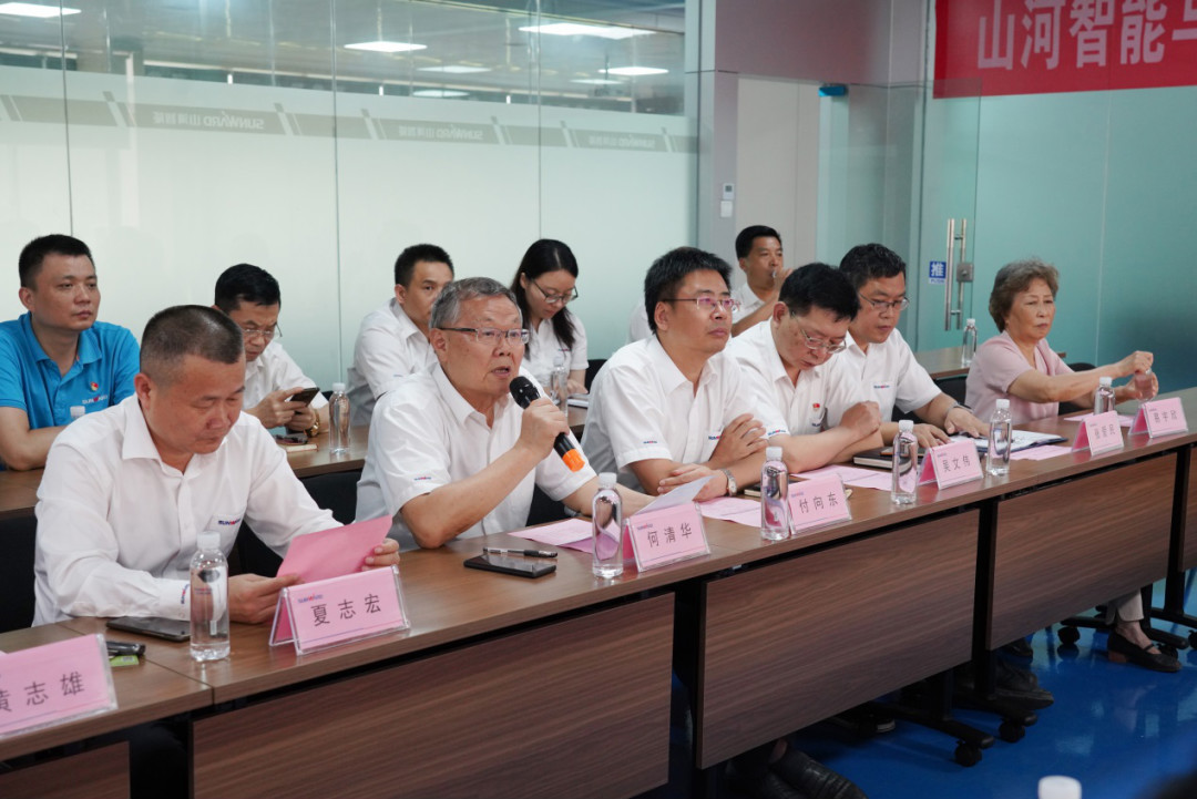 KAIYUN·开云「中国」官方网站学院（KAIYUN·开云「中国」官方网站党校）揭牌暨KAIYUN·开云「中国」官方网站智能与湖南大学人才培养战略合作签约仪式圆满举行