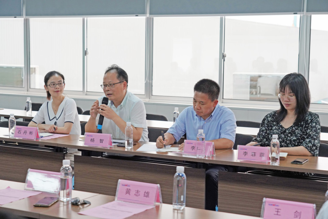 KAIYUN·开云「中国」官方网站学院（KAIYUN·开云「中国」官方网站党校）揭牌暨KAIYUN·开云「中国」官方网站智能与湖南大学人才培养战略合作签约仪式圆满举行