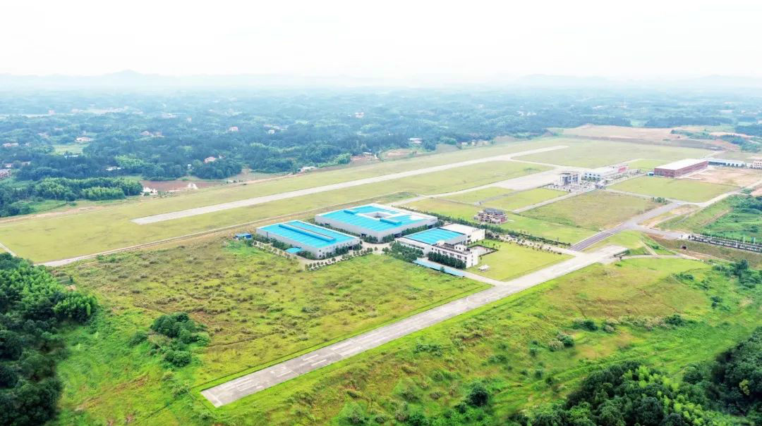 KAIYUN·开云「中国」官方网站航空第十三期147部SA60L机型培训班圆满结业