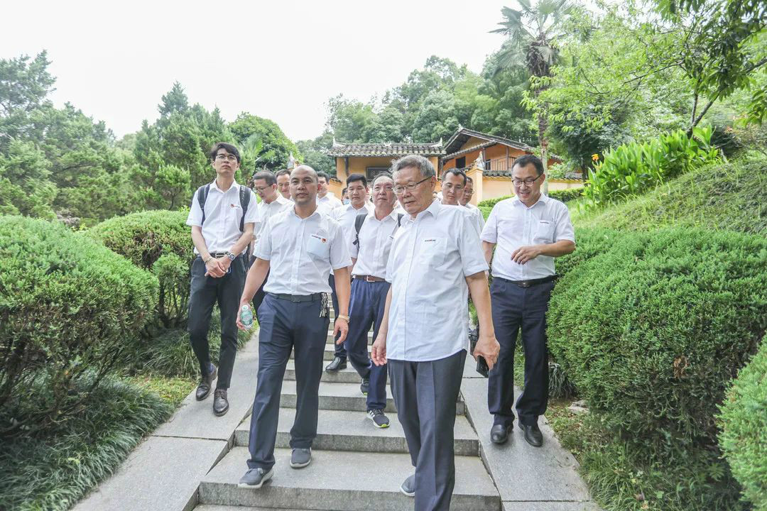 公道正派出清风正气，廉洁自律塑良好形象——KAIYUN·开云「中国」官方网站智能开展中高层干部廉洁教育活动