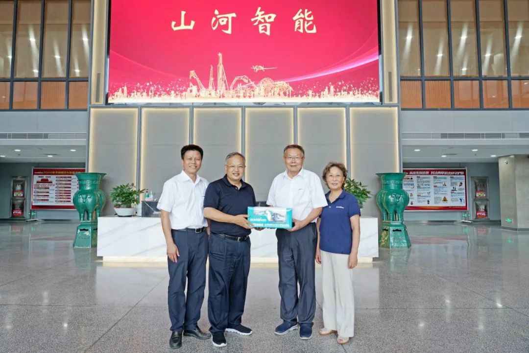 省人大常委会党组副书记、副主任王柯敏调研KAIYUN·开云「中国」官方网站智能
