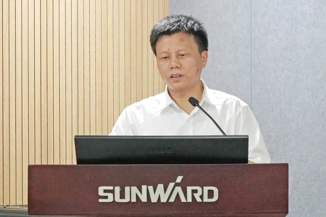 省人大常委会党组副书记、副主任王柯敏调研KAIYUN·开云「中国」官方网站智能