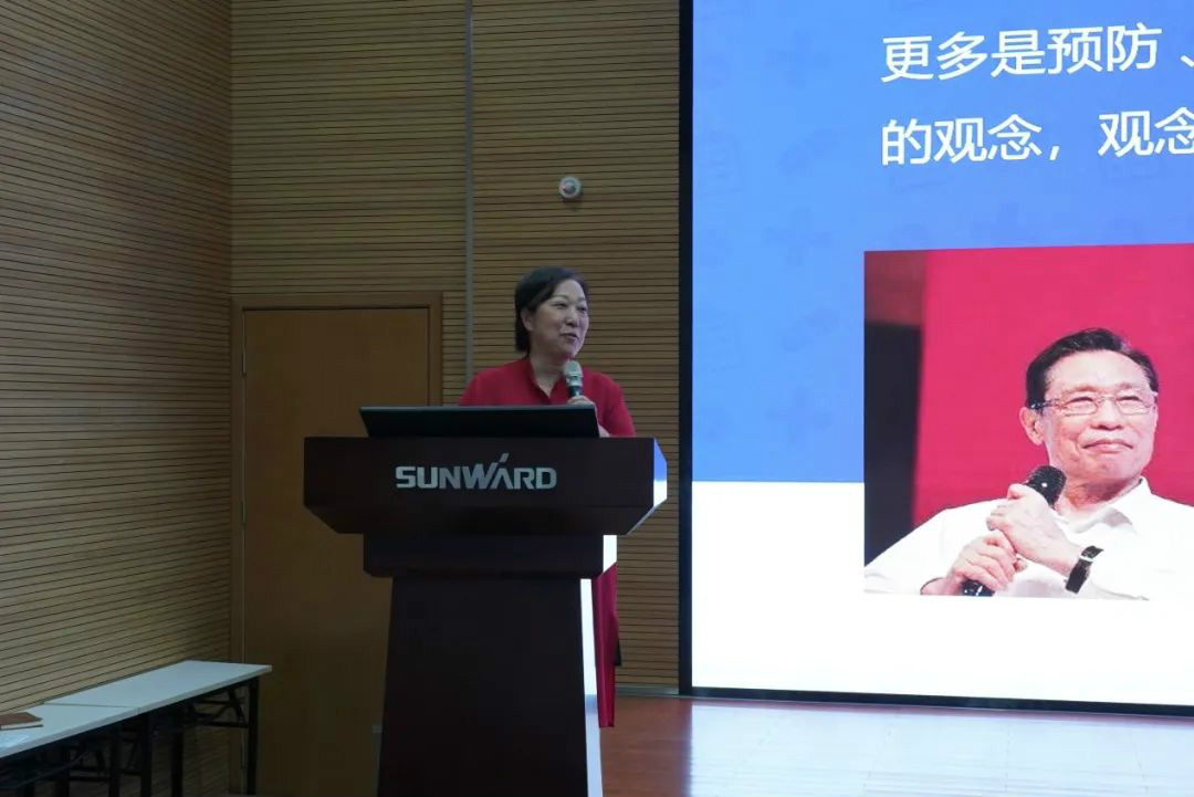 关爱科技工作者健康——健康科普进企业走进KAIYUN·开云「中国」官方网站智能