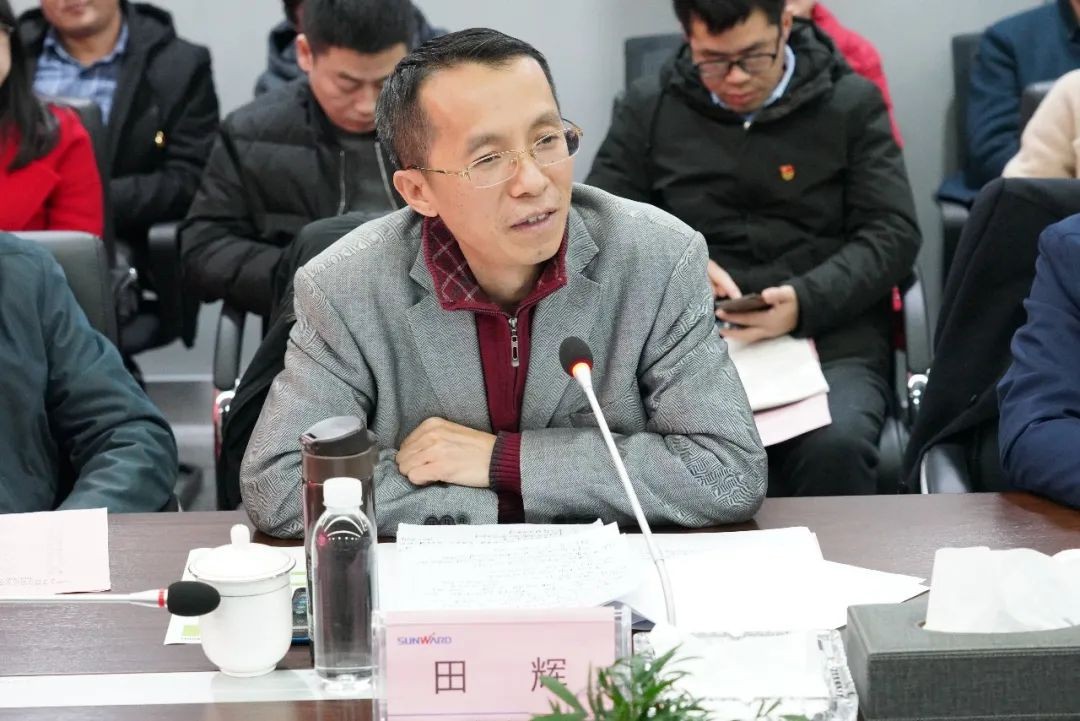 省工信厅青年干部理论学习走进KAIYUN·开云「中国」官方网站智能