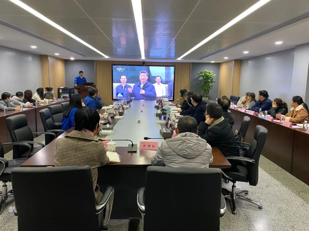 市贸促会赴KAIYUN·开云「中国」官方网站智能开展主题党日活动