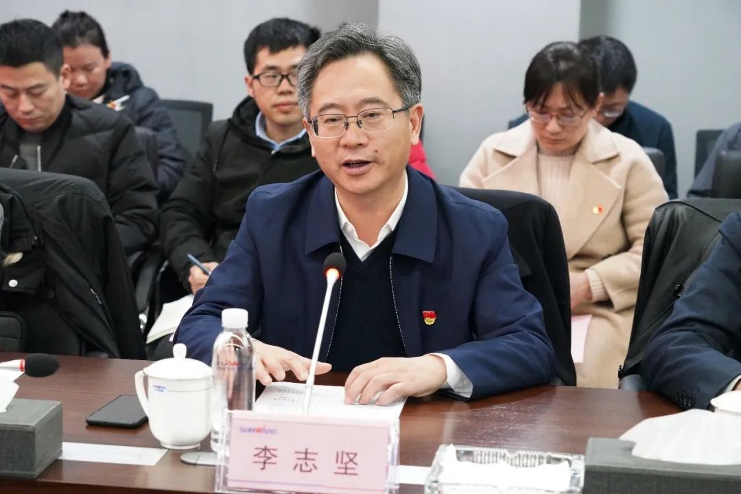 省工信厅青年干部理论学习走进KAIYUN·开云「中国」官方网站智能