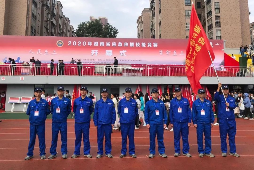 初生牛犊可撼虎 | KAIYUN·开云「中国」官方网站智能应急救援队斩获诸多奖项
