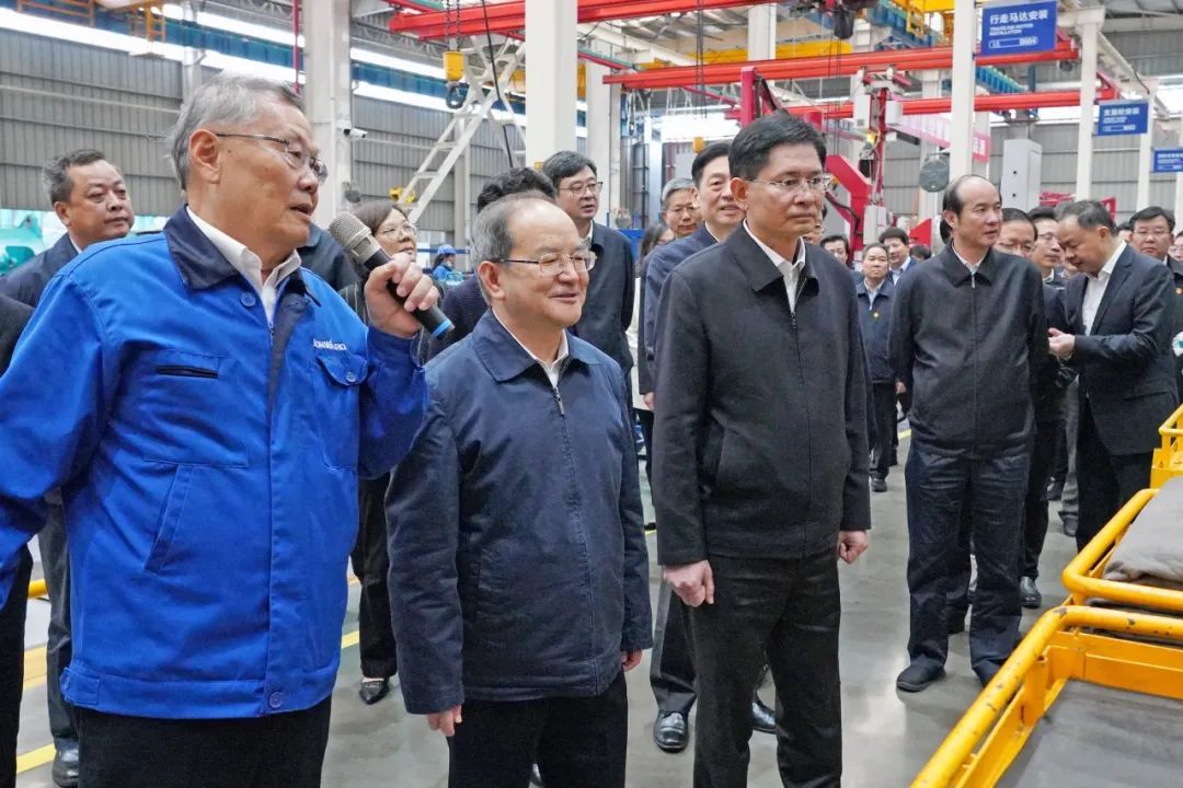 广西党政代表团考察KAIYUN·开云「中国」官方网站智能