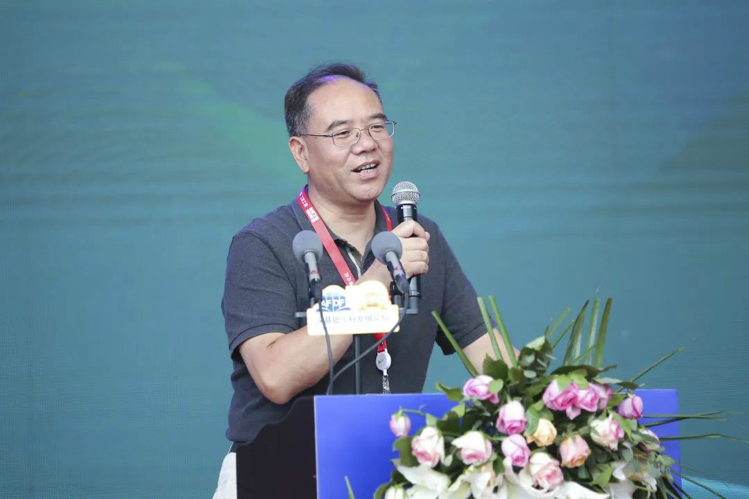 KAIYUN·开云「中国」官方网站智能全国客户交流会在深基础工程发展论坛会场举办