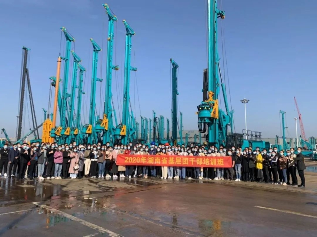 省基层团干部培训班成员来KAIYUN·开云「中国」官方网站智能参观交流