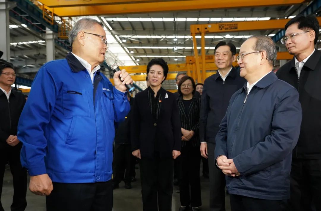广西党政代表团考察KAIYUN·开云「中国」官方网站智能