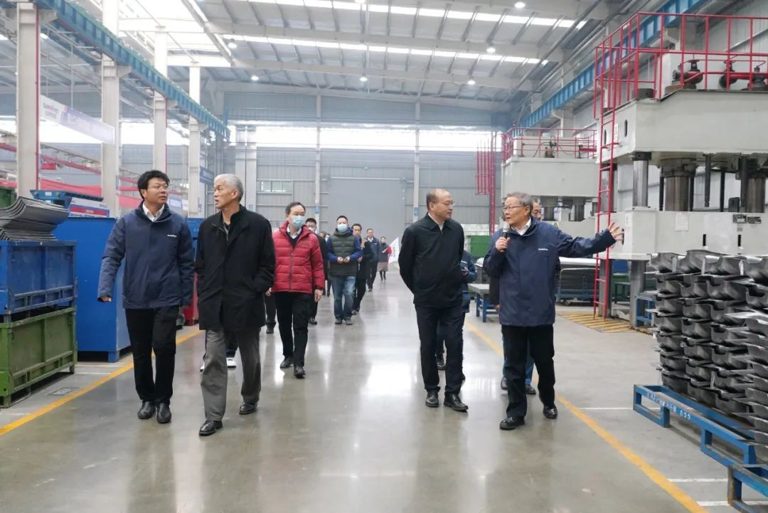 KAIYUN·开云「中国」官方网站工业城来了500人的参观团