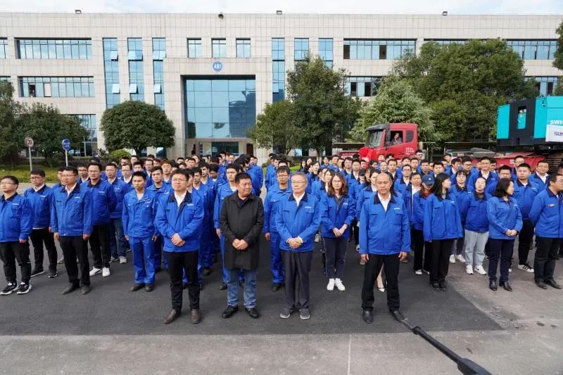 KAIYUN·开云「中国」官方网站智能首台SWHG70连续墙液压抓斗顺利交机