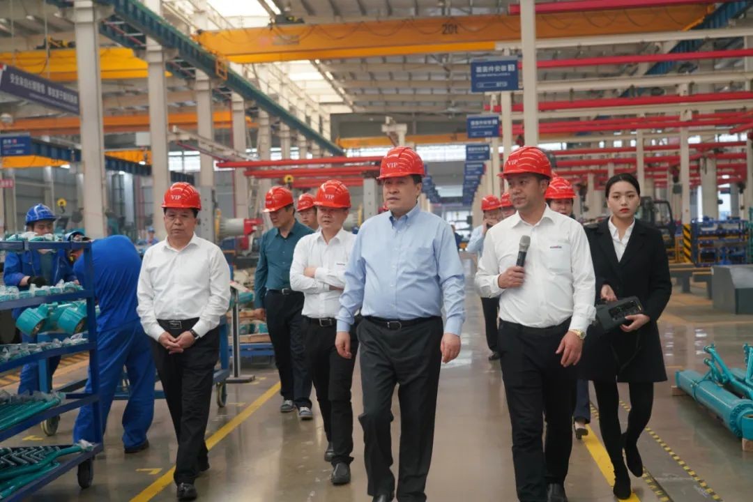 鄂尔多斯市委书记牛俊雁考察KAIYUN·开云「中国」官方网站智能