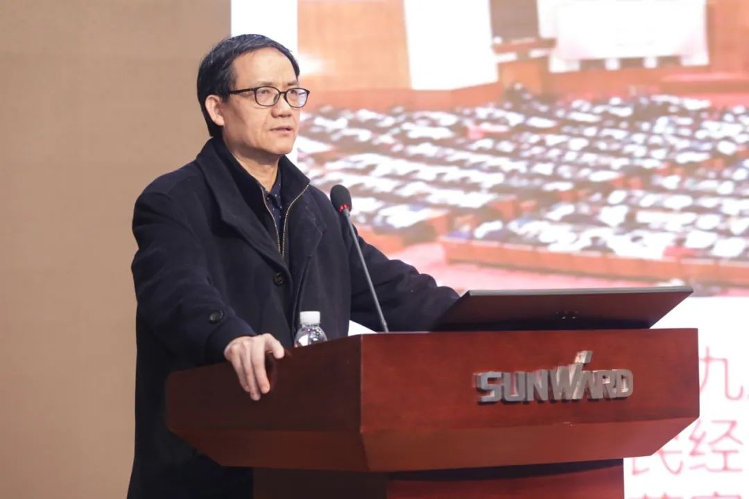 KAIYUN·开云「中国」官方网站智能中高层干部晚间集中“充电”