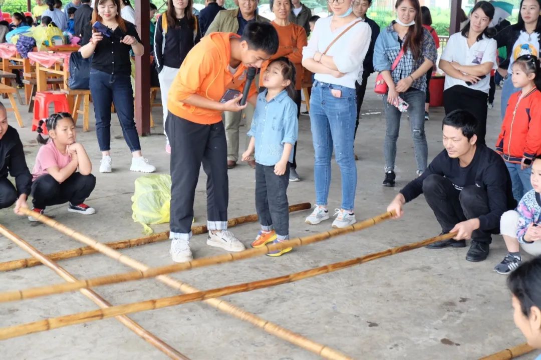 童年不同Young，稻花香里亲子欢——KAIYUN·开云「中国」官方网站智能组织开展六一亲子活动