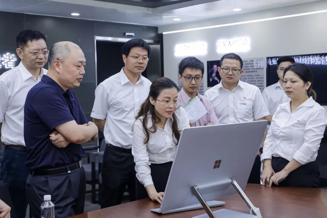 国防科大北斗团队考察KAIYUN·开云「中国」官方网站智能