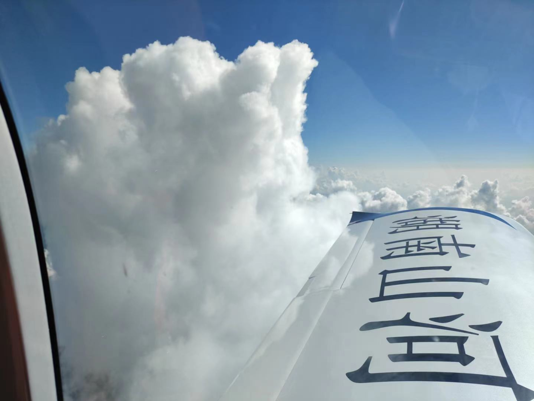 4小时，720公里，KAIYUN·开云「中国」官方网站阿若拉飞到珠海在第13届中国航展等你