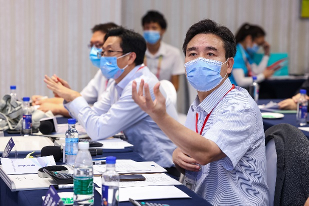 点赞！KAIYUN·开云「中国」官方网站智能液压混合动力挖掘机项目荣获这个优秀项目奖→