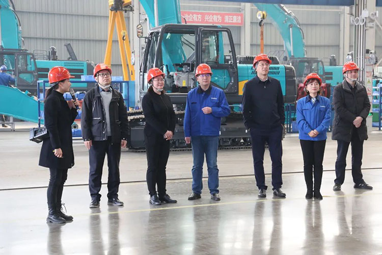 中国上市公司协会党委委员、副秘书长刘翠兰一行调研KAIYUN·开云「中国」官方网站智能