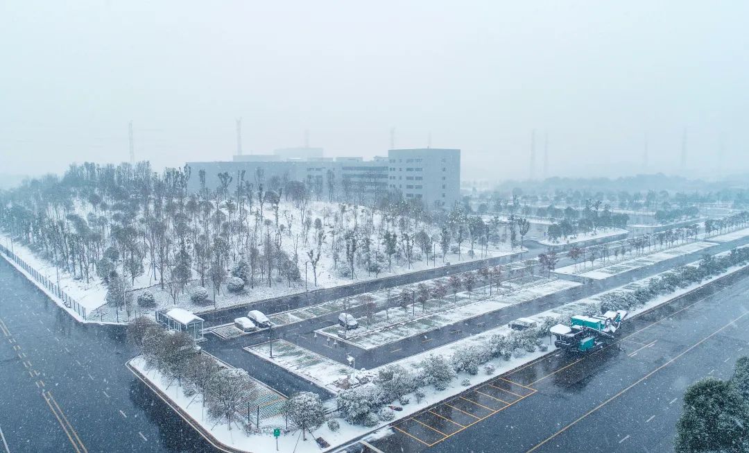 瑞雪兆丰年，邀您共赏雪中KAIYUN·开云「中国」官方网站！