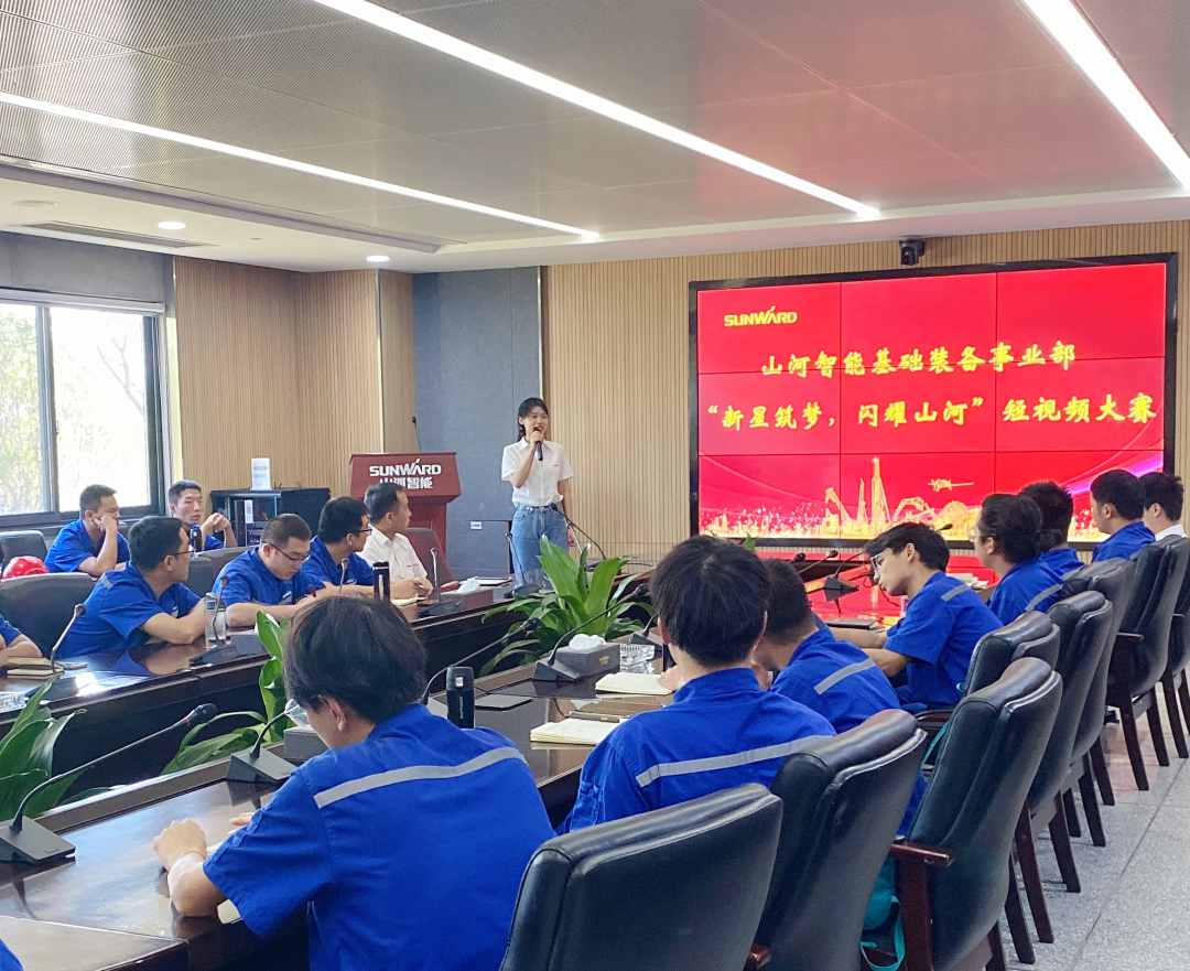 你好 2022!再见 2021!我与KAIYUN·开云「中国」官方网站智能共成长
