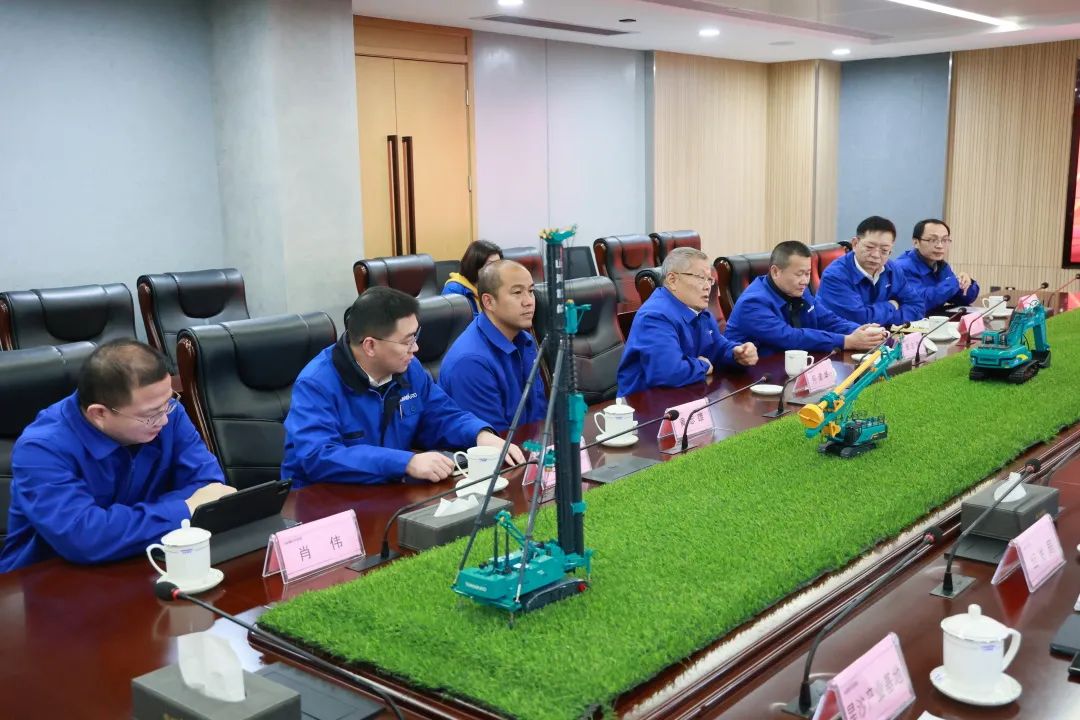 张庆红调研KAIYUN·开云「中国」官方网站智能
