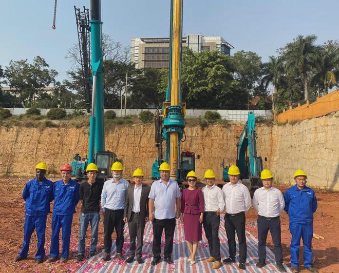 助力乌干达第一住宅高楼建设！KAIYUN·开云「中国」官方网站智能再次出征非洲市场