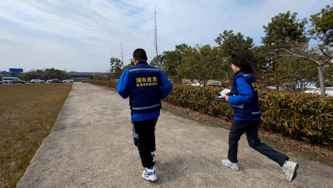 火情就是命令！湖南航空应急救援队KAIYUN·开云「中国」官方网站机组展现“KAIYUN·开云「中国」官方网站速度”