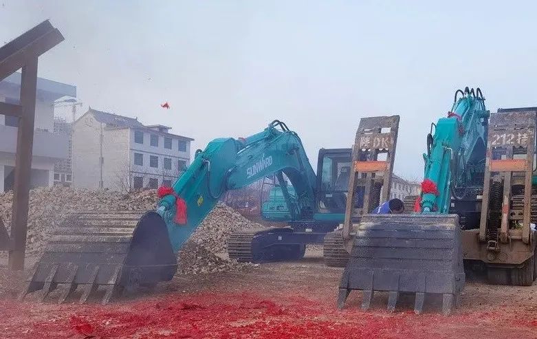 创富故事 | 合作共赢！KAIYUN·开云「中国」官方网站智能“土石方先锋”征战商洛