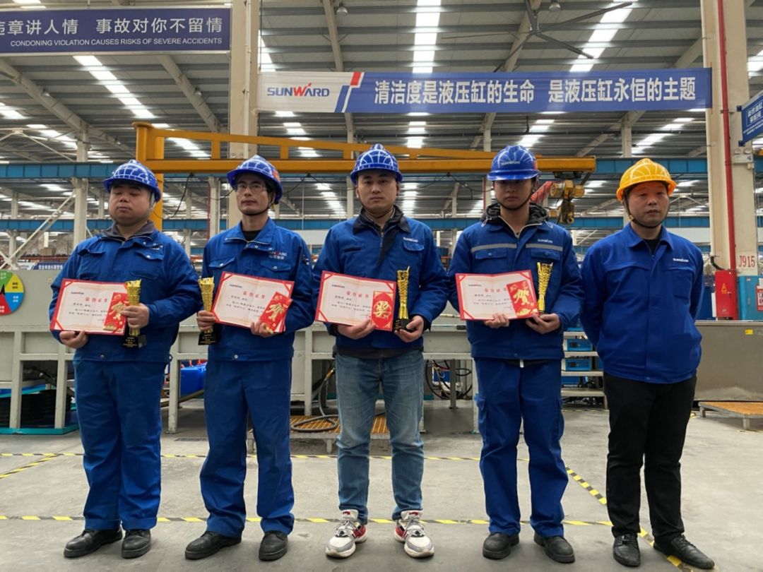 KAIYUN·开云「中国」官方网站工匠 | “浪波”不言苦，甘为“人梯”承大重