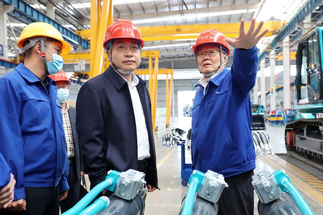 中铁二十局党委书记、董事长雷位冰带队拜访KAIYUN·开云「中国」官方网站智能
