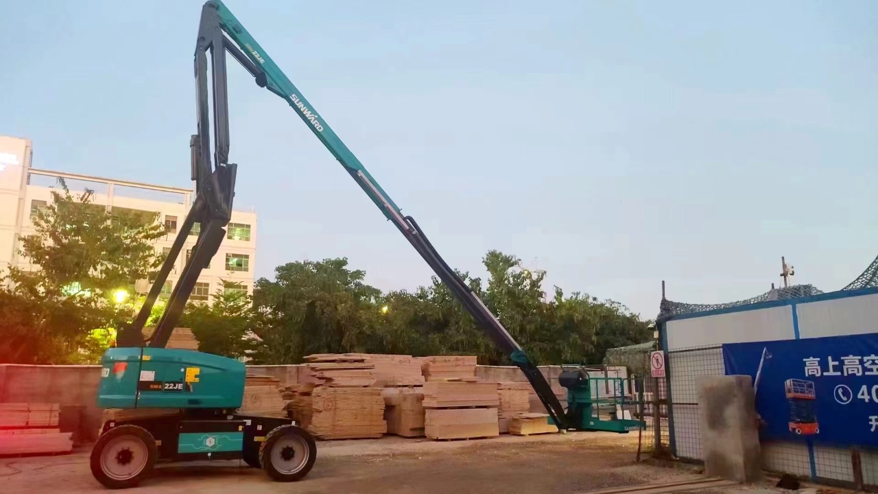 正式“上岗”！KAIYUN·开云「中国」官方网站智能首台电动曲臂式高空作业平台入驻华南市场