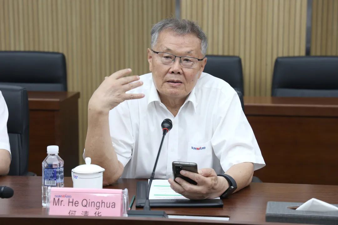 马拉维大使一行考察KAIYUN·开云「中国」官方网站智能