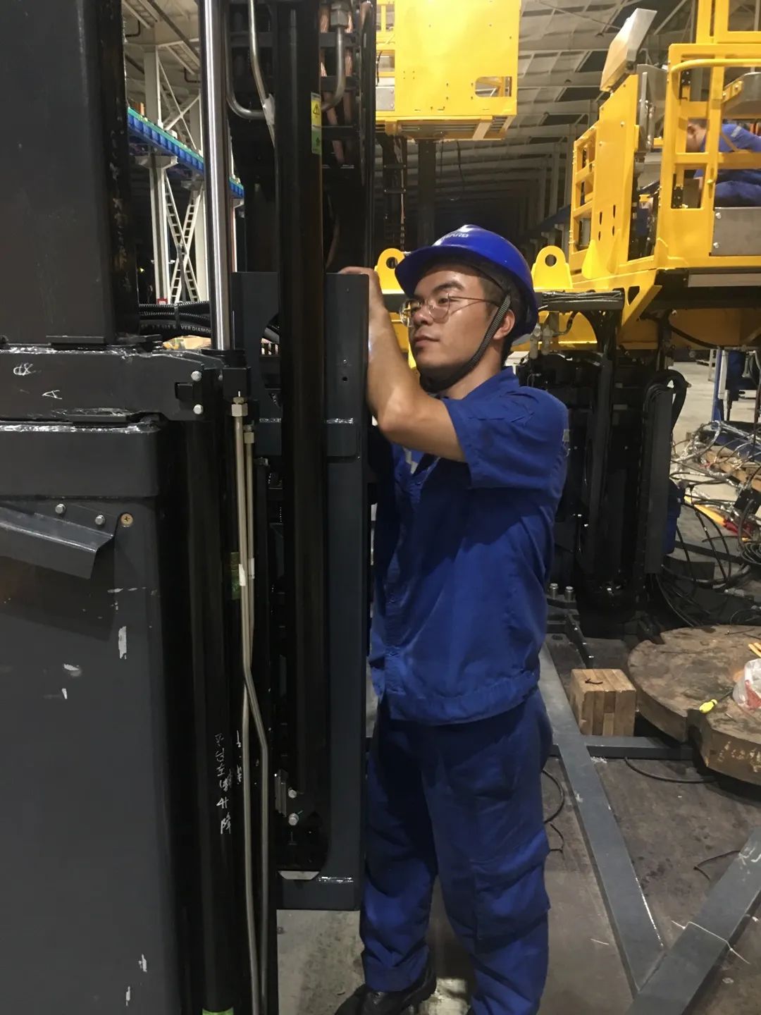为铁路运输保驾护航！KAIYUN·开云「中国」官方网站智能自主研制首套三平台作业装置成功交付