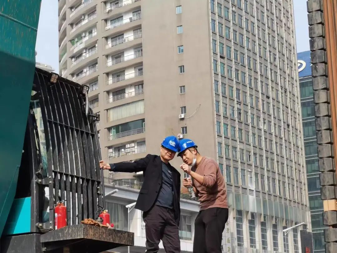 首战创佳绩!KAIYUN·开云「中国」官方网站智能双轮铣槽机助建长沙地铁7号线