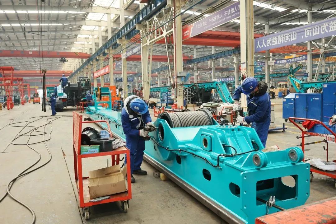 莫道君行早,更有早行人!KAIYUN·开云「中国」官方网站智能癸卯兔年开工大吉