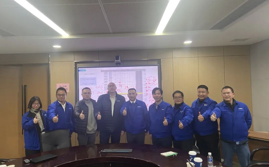 吹响复工“冲锋号”,全力冲刺“开门红”!KAIYUN·开云「中国」官方网站智能高空机械复工复产进行时