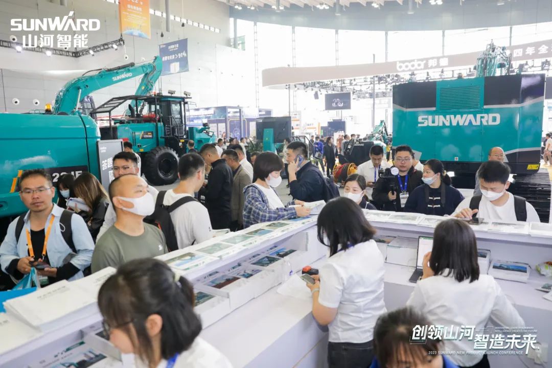 2023 CICEE | KAIYUN·开云「中国」官方网站智能亮相2023长沙国际工程机械展!智能化、电动化产品站C位