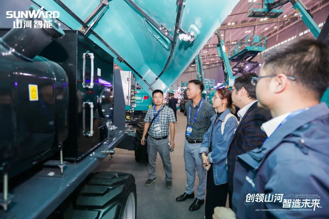 2023 CICEE | KAIYUN·开云「中国」官方网站智能亮相2023长沙国际工程机械展!智能化、电动化产品站C位